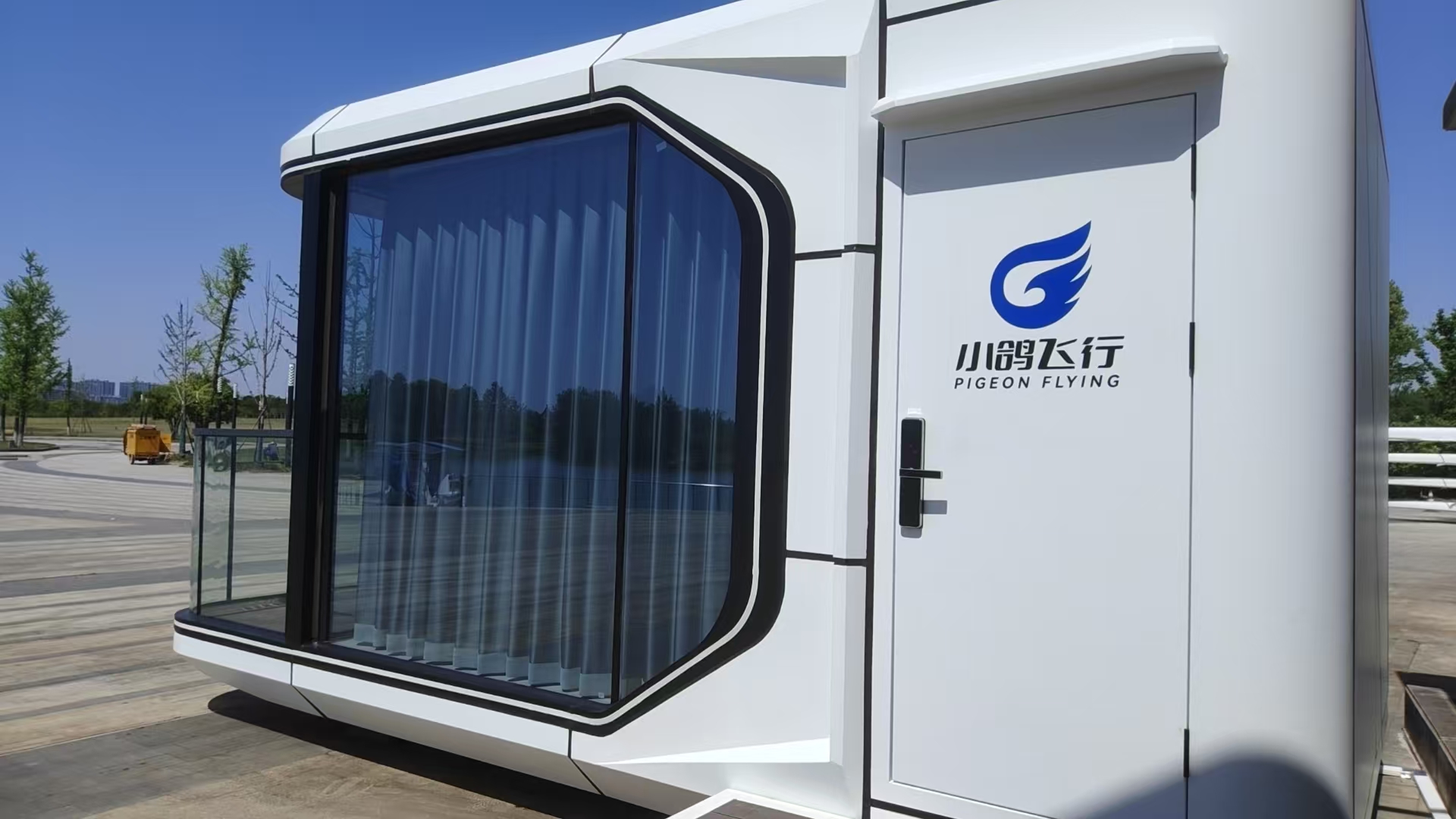 小鸽飞行技术展示